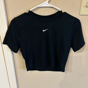 black nike crop top